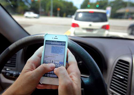 FCC Publishes Article on Texting and Driving